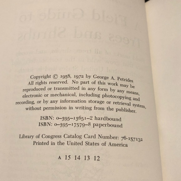 A Field Guide to Trees and Shrubs Book / 1958 , 1972 - Picture 5 of 7